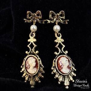 Vintage Cameo Bow Dangle Earrings Gold Tone Victorian Style